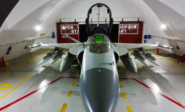 我国PL-15E空空导弹为何这么强